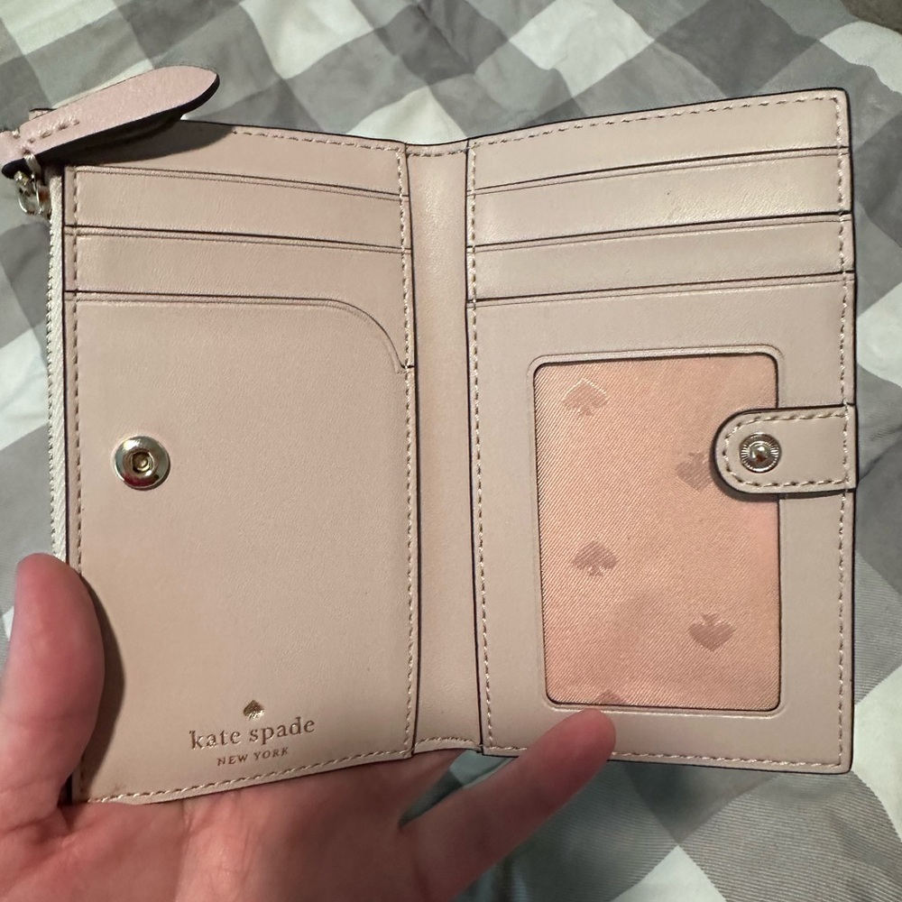 Kate Spade Small Wallet - Picture 3 of 3